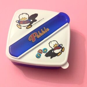 🌺SOLD🌺 Sanrio vintage pekkle box container ‘97